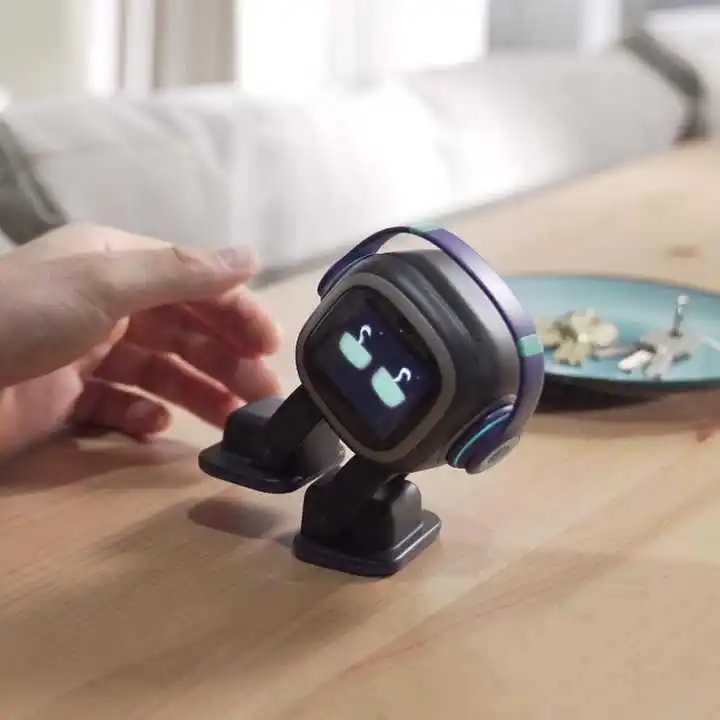 Robot Emozionale Commerciale A - Smart Home Controller recensione e prezzo